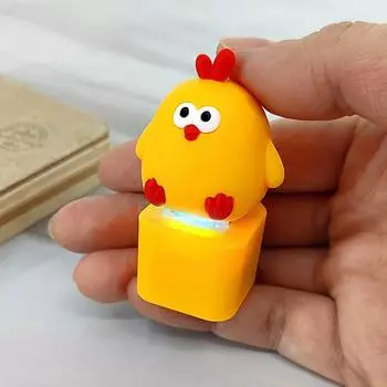 Игрушка-декомпрессионная деревянная рыба-курица One Size