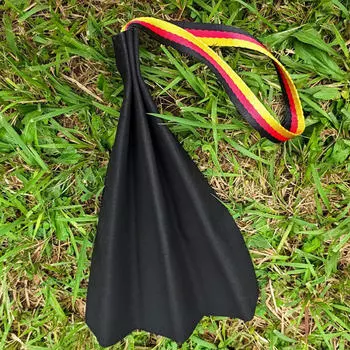 Игрушка для перетягивания собак для дрессировки и с захватом чёрный