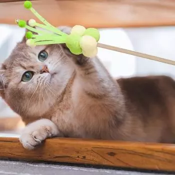 Игрушка-дразнилка для кошек, интерактивная игрушка-палочка для кошек с плюшевым мячом, забавный звук колокольчика, эластичная сетка, устойчивая к укусам, палка для дразнилки кошек с натуральным шестом в виде бревна зелёный