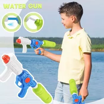 Игрушка-распылитель воды для детей летом, большая емкость для хранения воды, декомпрессия распыления воды на фоне игрушек на берегу моря, подарки