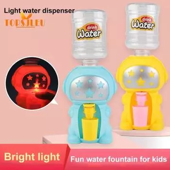 Игрушка с диспенсером для воды Интерактивная мини-игрушка с мигающими огнями развивает зрительно-моторную координацию и улучшает связь между родителями и детьми Игрушка-домик синий