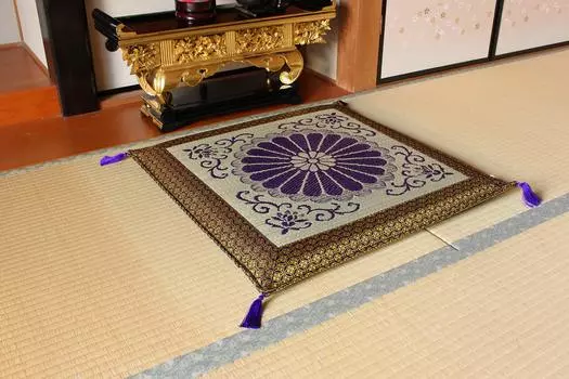 Ikehiko Corporation Ikehiko Igusa Gozen Butsuzen cushion Domestic bag weave Sanzenin Approximate 70 x 70 cm Gold size #3109209