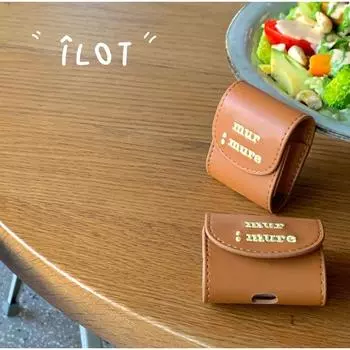 Ilot Tairisme Niche Style Original Brown Letters Embroider Eco-friendly Leather Earphone Case Chocolate Brown Airpods pro