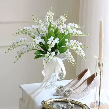 Имитация ландыша из шелка, украшение в виде колокольчика - небольшой свежий зеленый акцент на растительном материале светло-синий