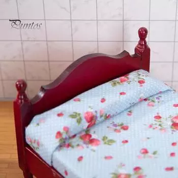 Имитация односпальной кровати, изысканные аксессуары, деревянная миниатюрная односпальная кровать в масштабе 1/12 для кукольного домика, реквизит для сцены красный