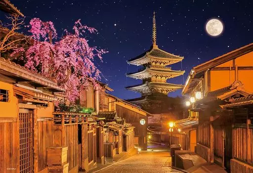 in Beverly 1000 Micro Piece Jigsaw Puzzle Moonlit Yasaka Tower x [Made Japan] (26 38cm) 1000M-012