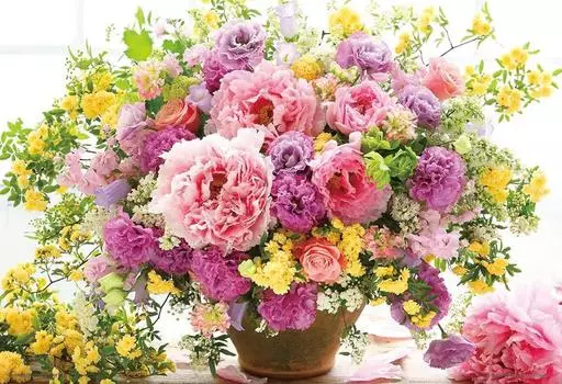 in BEVERLY 300 Piece Jigsaw Puzzle Good Luck Comes Pink Yellow x [Made Japan] & (26 38cm) 300-010
