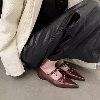 In the spring and autumn of 2024, the new Korean flat-bottomed pointed single shoes, women s bows, shallow mouths, and Mary Jane shoes. 35 чёрный