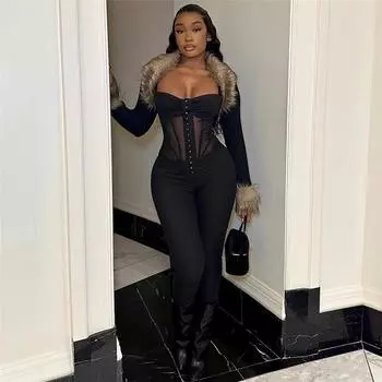 In Woman Spring модный женский комбинезон приталенного кроя с глубоким вырезом L чёрный