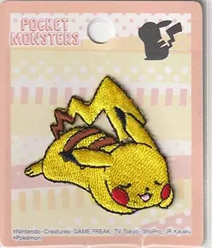 Inagaki Clothing Pocket Monster Patch Pikachu Width x Height 4cm Adhesive PKS002 4.8cm Sticker/Iron
