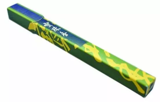 Ароматическая палочка Hojuko длинная, 1 шт., 25 г, аромат сиамского агарового дерева, прибл. коричневый