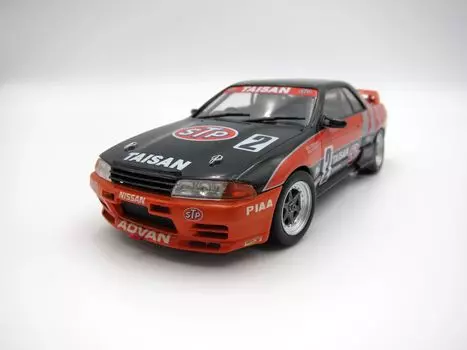 inch up series Taisan STP 1992 пластиковая модель 1/24 №298 GT-R (Skyline GT-R [спецификация BNR32 Gr.A])