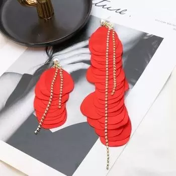 Индивидуальные асимметричные белые серьги с бахромой, модные темпераментные высококачественные серьги, ручная работа, тканевые украшения для ушей красный