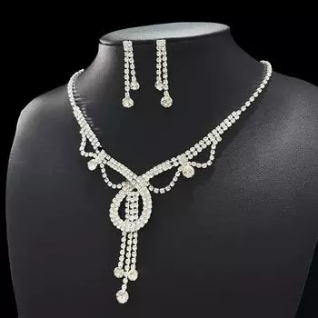 Инкрустированный бриллиантами комплект кисточек Princess Wind, серьги, колье, полное бриллиантов, геометрические аксессуары, новая цепочка на ключицу, украшения Super Flash. белый