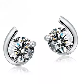 Inlaid Moon Bay Temperament Fashion Zirconia Sparkling Classic Stud Earrings for Women Dazzling Female Elegant Accessories Timeless Jewelry