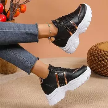 Inner Increase In Height Sneakers Female 2025 New Leather Thick Bottom Small White Shoes Big Yards Spell Color Bright Stripes Single Shoes 35 чёрный