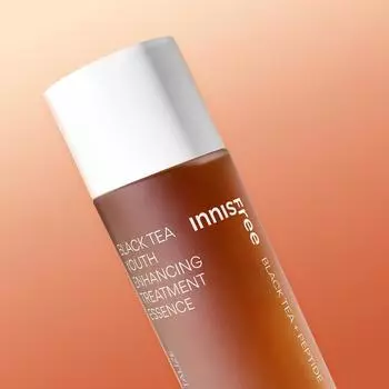 Innisfree Черный чай омолаживающая лечебная эссенция 145 мл / Тип воды Повышение эластичности Чистое сияние, корейская косметика