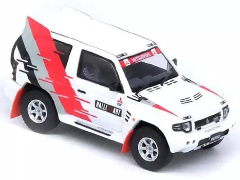 Inno Models Mitsubishi Pajero Evolution RALLIART White Finished Product 1/64