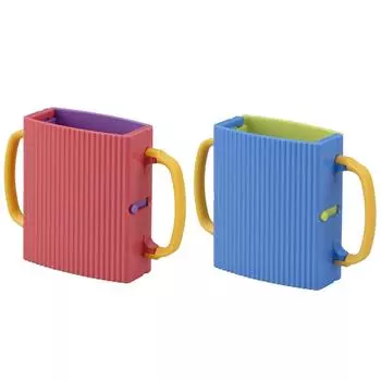 INOMATA Baby Kids Самопомощник для малышей (100-250мл) Бумажный держатель для сока, синий / розовый синий