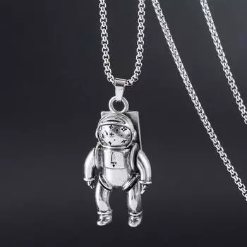 Ins Backpack Astronaut Ожерелье для мужчин, Портативный кулон в виде астронавта, Универсальные аксессуары для женщин 1.5*4 CM серебряный