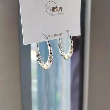 Ins Cold Wind Metal Неровные выпуклые серьги-гвоздики Женская мода Темпераментные серьги