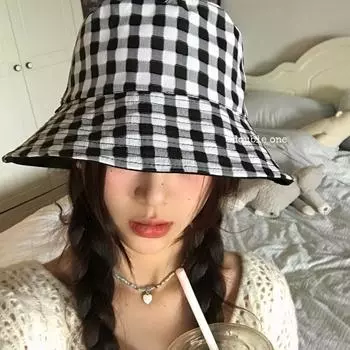 Ins Fresh Plaid Двусторонние Панамы для женщин Весна и лето Открытый Повседневный Универсальный Солнцезащитный Простые мужские кепки 56-58cm чёрный