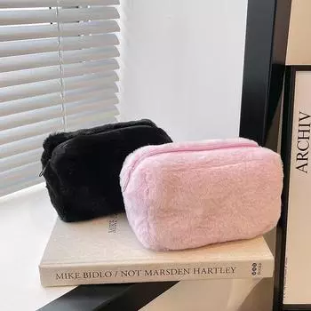 Ins Macaron Plush Cosmetic Bag Pencil Bag Girl Candy Color Hand Bag Bankquet Party Lady Cosmetic Bag Makeup Organizer 2024 грязно-белый