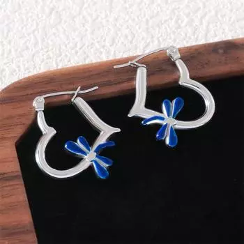 Ins Niche Simple Love Серьги-стрекозы для женщин Модные индивидуальные позолоченные серьги-сердечки из титановой стали с каплями масла