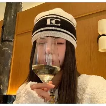 Ins Popular Pullover Hats Women Fashion Black and White Letter Striped Ear Protection Cold Hat Korean Versatile Knit Beanies 56-58cm белый