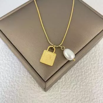 Ins стерео тисненый жемчуг модное ожерелье с подвеской золотой замок ювелирные изделия из нержавеющей стали ретро модные ювелирные изделия изысканный подарок золотой