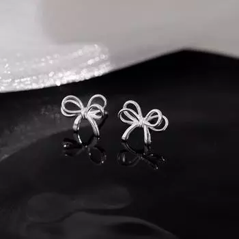Ins Sweet Girl Heart Простые и милые японские и корейские серьги-бантики Изысканные серьги, замедляющие старение Серьги