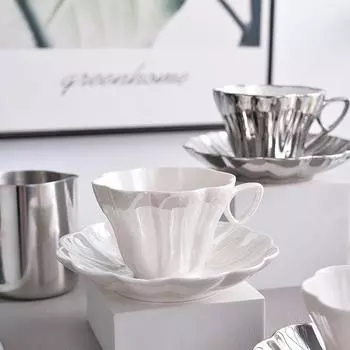 Ins Wind Flower Petal Pearl Глазированная гальванизированная серебряная кофейная чашка Тарелка для послеобеденного чая High Beauty Water Cup Керамическая чашка Mark 200ml