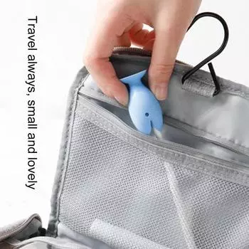 Инструмент для хранения зубных щеток Вертикальный противоскользящий силиконовый милый держатель для зубных щеток в виде мультяшной рыбы Портативная стойка для хранения для туристических отелей