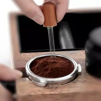 Инструмент для перемешивания кофе, профессиональная игла для распределения эспрессо, распределитель кофейного порошка с деревянной ручкой для дома красный