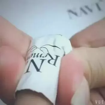 Инструмент для снятия лака с ногтей