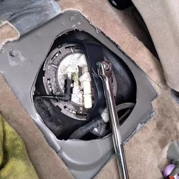 Инструмент для снятия масляного насоса Инструмент для снятия насоса Инструмент для снятия стопорного кольца Съемник крышки масляного бака Инструмент для снятия масляного насоса Инструменты для ремонта бака Профессиональный замок чёрный