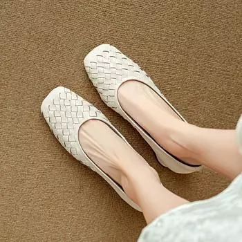 Internet celebrities with the same square head woven thick heel shallow mouth one pedal single shoes 2024 autumn simple and comfortable lazy wind s 34