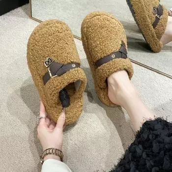 Internet celebrity bag head fluffy slippers women s outer wear 2025 autumn and winter new fashion non-slip lamb wool belt buckle cotton slippers 35