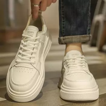 Internet celebrity men s shoes 2025 new spring lightweight soft sole versatile board shoes men s popular sports and leisure white tide shoes 39