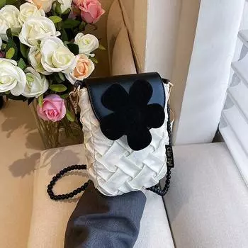 Интернет-известная и модная маленькая свежая плиссированная сумка для мобильного телефона 2022 Весна/лето Новый жемчужный плечевой ремень Маленькая сумка через плечо Красная сумка для рта