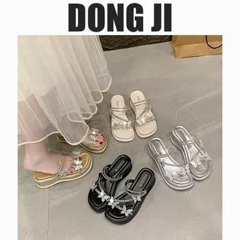 Интернет знаменитость взрыв красивая фея ветер сандалии 2025 летняя одежда новые тапочки пляж бабочка стразы драг 35 серебряный