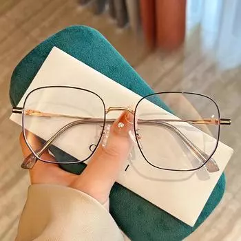 Интернет-знаменитости Холодно-коричневые металлические очки в большой оправе Женские простые лица Высокочувствительные оправы для маленьких глаз предотвращают близорукость синих очков.