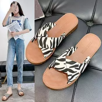 Интернет знаменитости модные классные тапочки на плоской подошве женские 2025 новые летние новые INS модная верхняя одежда на толстой подошве супер огненная пляжная обувь 35 чёрный