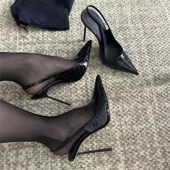Интернет знаменитости популярный дизайн чувство высокие каблуки осень 2024 новый модный тренд легкий рот пустые ноги длинные одинарные туфли 35