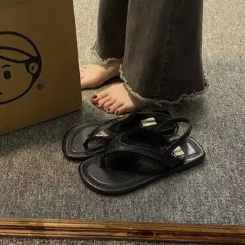 Интернет знаменитости сандалии женская одежда лето 2025 новая мода универсальная ретро нескользящий носок римская обувь прилив 35