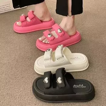 Интернет знаменитости супер огненные тапочки женская летняя одежда 2024 новинка наступание на дерьмо чувство крест толстый низ усиливающий пляж одно слово крутые тапочки 35 розы красного