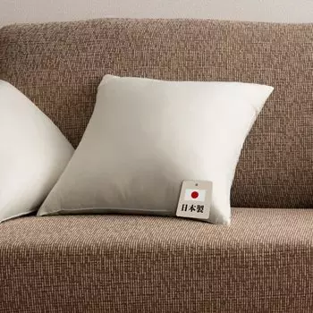 Подушка IRIS PLAZA Nude 45 x 45 см Сделано в Японии 1 шт. Легкая, 370 г, можно стирать Пушистая, без компрессии, полиэстер, хлопок, спинка, белая