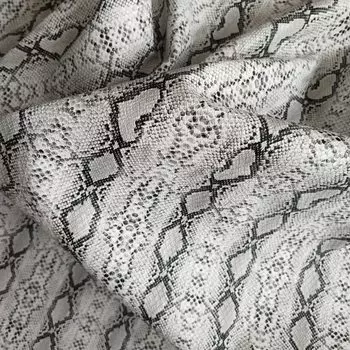 Искусственная кожа moonfarm Python, ткань 136 см x 1 м, ПВХ, синтетическая кожа, змеиный узор, слегка тонкая, белого цвета, приблизительно. (Половина размера)