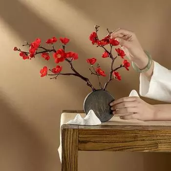 Искусственная сливовая цветущая шелковая вишневая ветка из пластика для домашнего гостиничного стола, декора гостиной, свадебного украшения своими руками