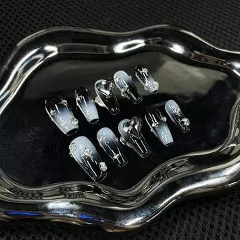 Искусственные ногти РУЧНОЙ РАБОТЫ Длинные трапеции Сине-черный градиент с бриллиантовым сердцем сладкий крутой стиль горячей девушки Ногти для фототерапии Накладные ногти многоразовые XS